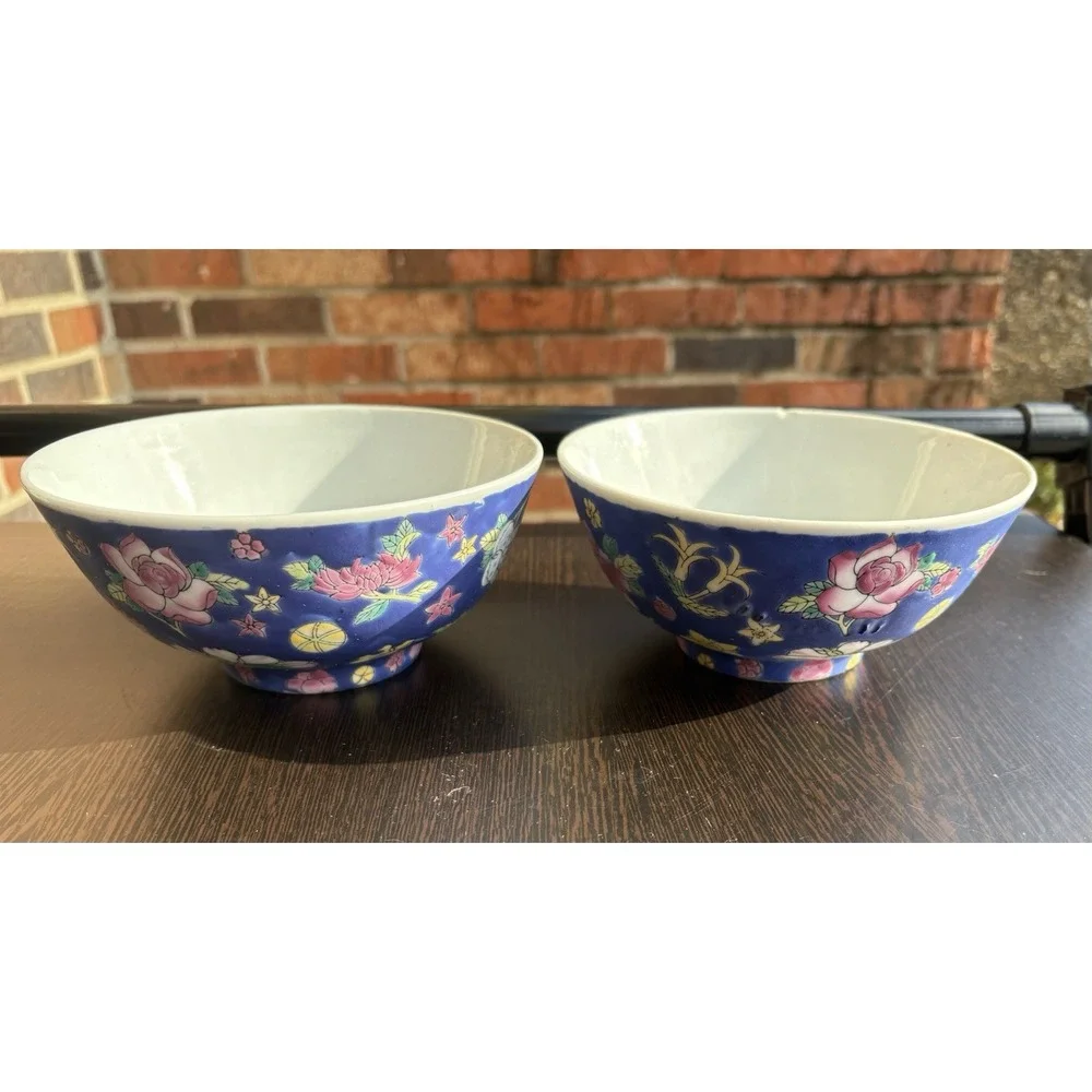 Set Of 2 Vintage Chinese porcelain bowls, likely in the Famille Rose Blue Floral